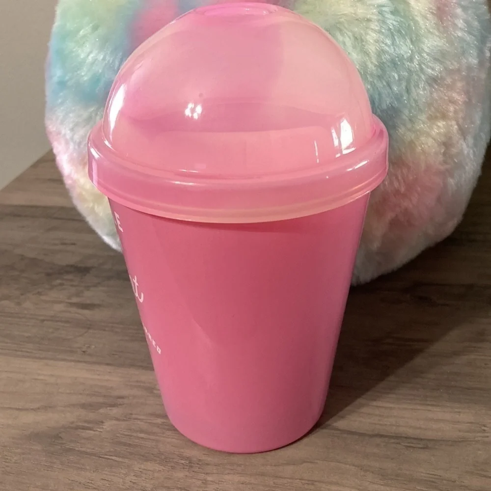 NEW DW HOME BUBBLE GUM FLOAT LARGE CANDLE